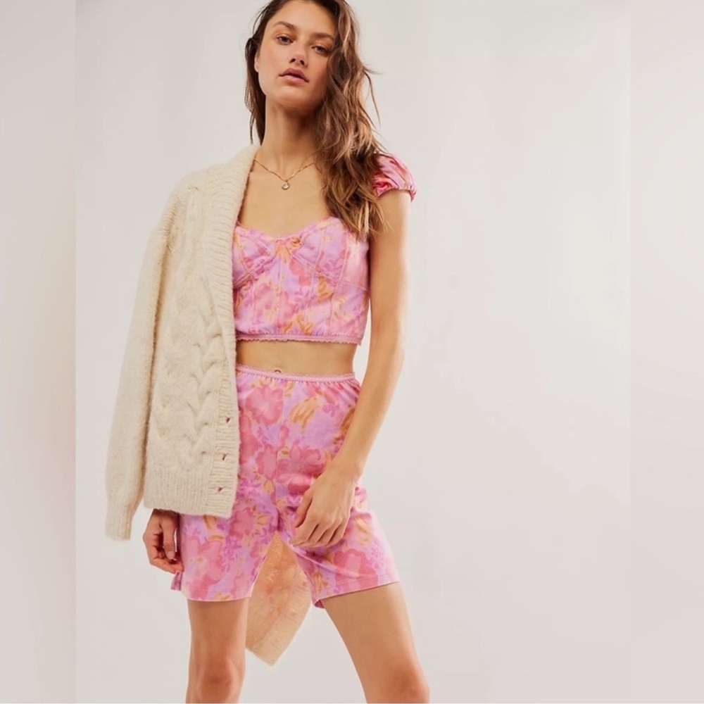 BNWT Free people get physical set - Picture 2 of 8